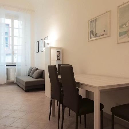 Mistrangelohome 5 - Appartamento In Pieno Centro Savona Bagian luar foto