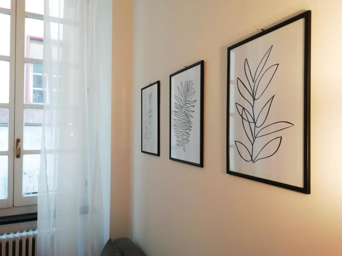 Mistrangelohome 5 - Appartamento In Pieno Centro Savona Bagian luar foto