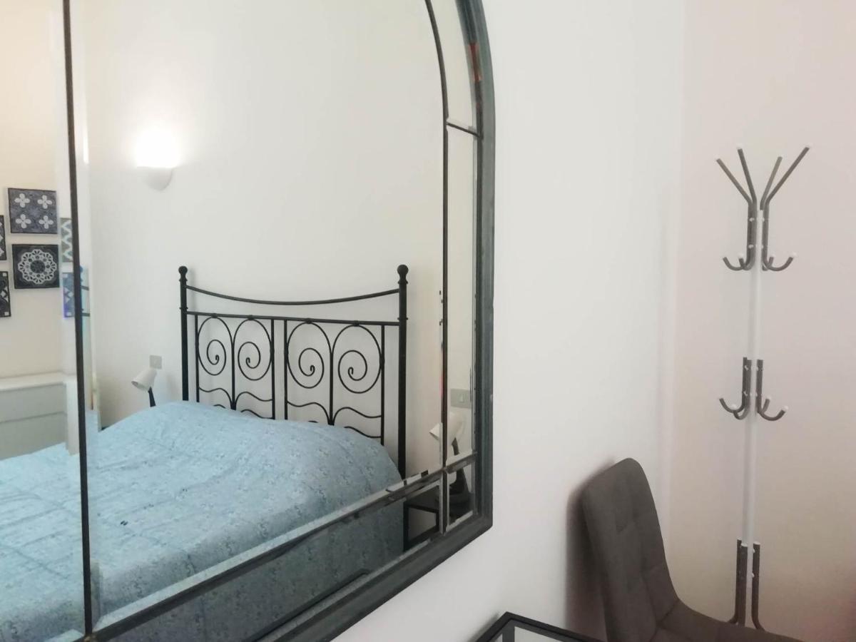 Mistrangelohome 5 - Appartamento In Pieno Centro Savona Bagian luar foto